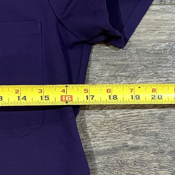 Figs Women's Purple Plum Scrubs Set - XS Catarina Top, XXS Zamora Pants - Picture 6 of 12